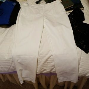 Chicos so slimming white crop pants